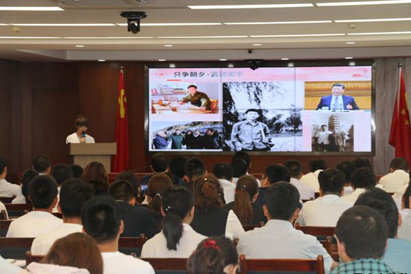 泓源公司黨委舉辦“培育泓源精神，勇?lián)鷩笫姑敝黝}演講比賽(圖4)