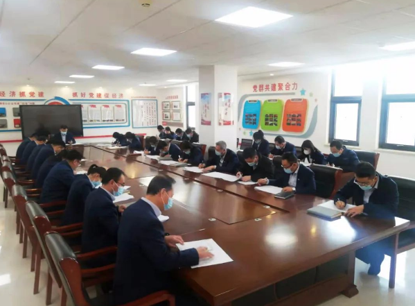 市產(chǎn)投集團(tuán)打造“泓源紅”黨建品牌助推高質(zhì)量發(fā)展(圖16) 市產(chǎn)投集團(tuán)打造“泓源紅”黨建品牌助推高質(zhì)量發(fā)展(圖16)