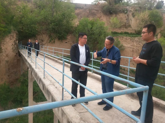 市產(chǎn)投集團涇東設計公司參與靜寧縣王灣水庫除險加固工程評審(圖2) 市產(chǎn)投集團涇東設計公司參與靜寧縣王灣水庫除險加固工程評審(圖2)