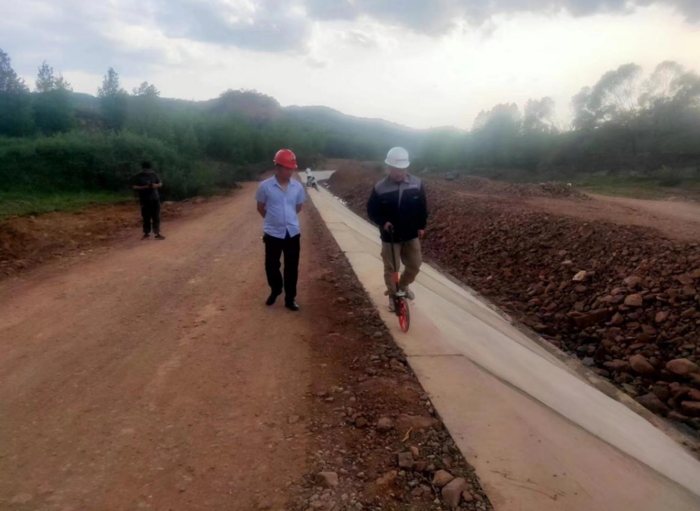 市產(chǎn)投集團(tuán)涇東設(shè)計公司參與2022年全市水利工程質(zhì)量抽檢(圖3) 市產(chǎn)投集團(tuán)涇東設(shè)計公司參與2022年全市水利工程質(zhì)量抽檢(圖3)