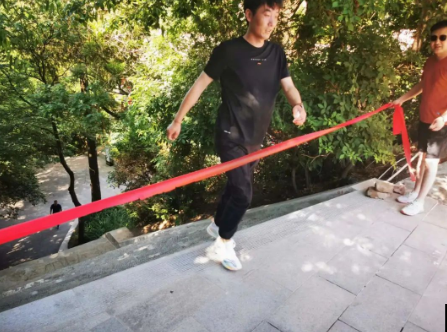 助力文旅市場(chǎng) 展示產(chǎn)投風(fēng)采——市產(chǎn)投集團(tuán)組織開展員工登山比賽活動(dòng)(圖9) 助力文旅市場(chǎng) 展示產(chǎn)投風(fēng)采——市產(chǎn)投集團(tuán)組織開展員工登山比賽活動(dòng)(圖9)