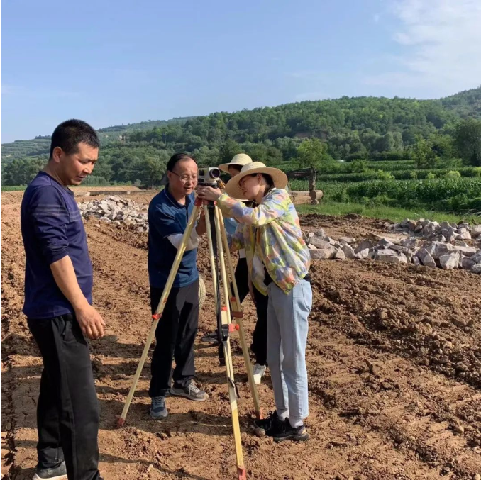 市產(chǎn)投集團百名員工下一線真磨礪練本領(lǐng)(圖3) 市產(chǎn)投集團百名員工下一線真磨礪練本領(lǐng)(圖3)