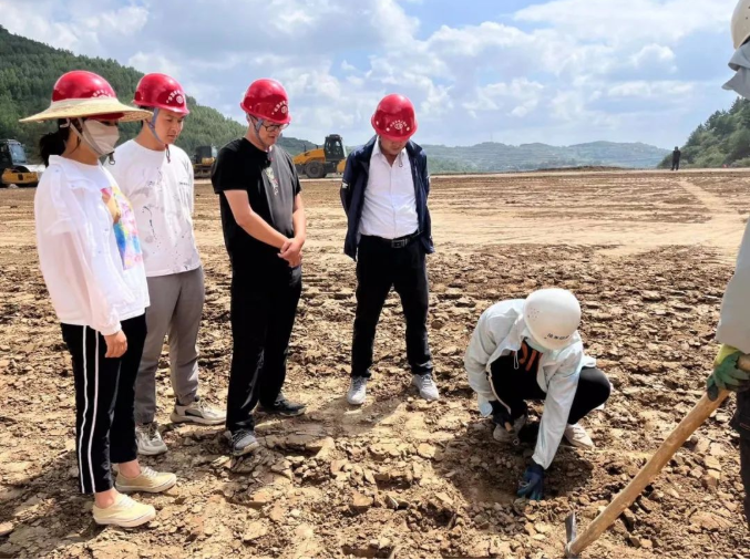 市產(chǎn)投集團百名員工下一線真磨礪練本領(lǐng)(圖5) 市產(chǎn)投集團百名員工下一線真磨礪練本領(lǐng)(圖5)